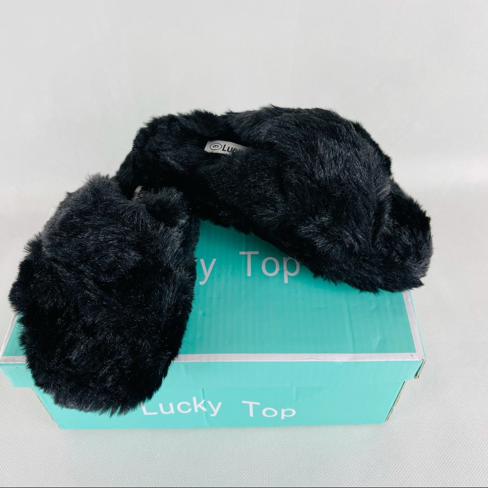Lucky Top, fluffy Slides size: 9 girls - Picture 2 of 11